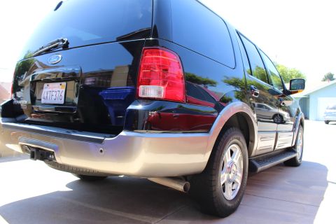 2003 Ford Expedition “TOW RIG”