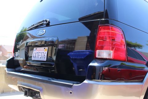 2003 Ford Expedition “TOW RIG”