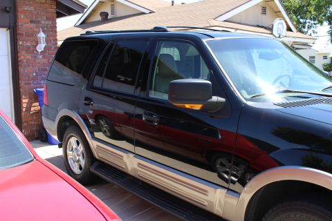 2003 Ford Expedition “TOW RIG”