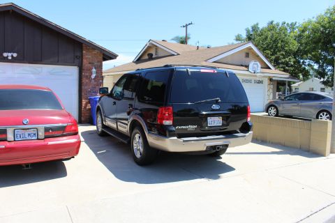 2003 Ford Expedition “TOW RIG”