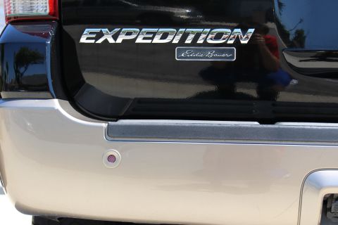 2003 Ford Expedition “TOW RIG”