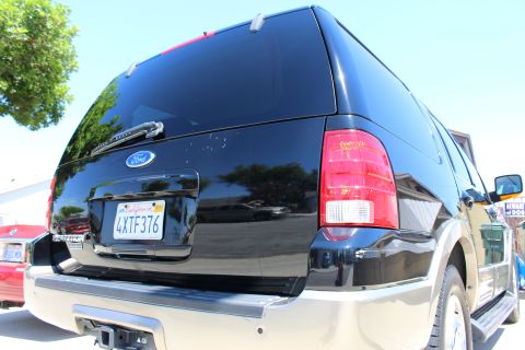 2003 Ford Expedition “TOW RIG”
