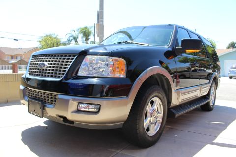 2003 Ford Expedition “TOW RIG”