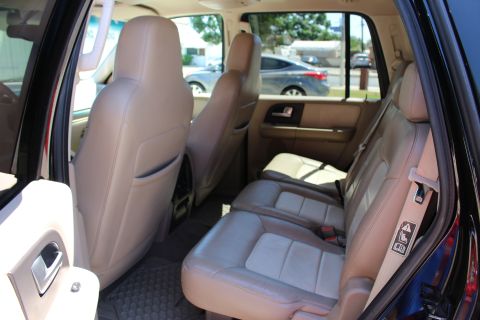 2003 Ford Expedition “TOW RIG”