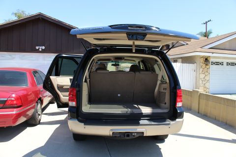 2003 Ford Expedition “TOW RIG”