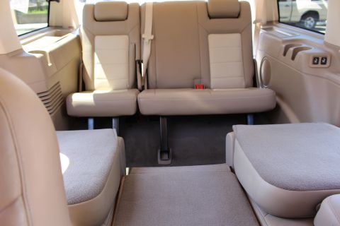 2003 Ford Expedition “TOW RIG”