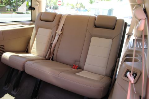 2003 Ford Expedition “TOW RIG”
