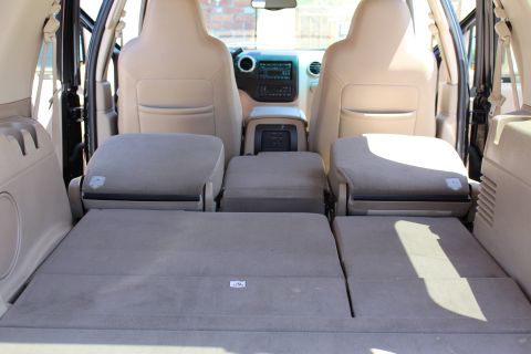 2003 Ford Expedition “TOW RIG”