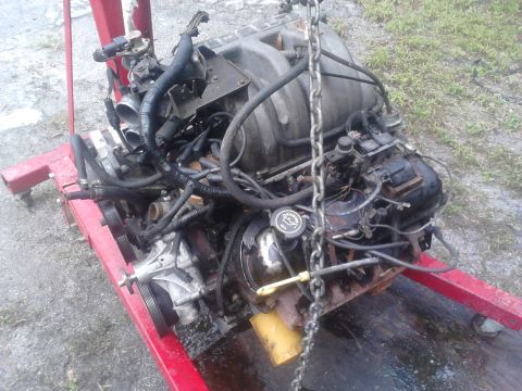 1990 Ford F-250 - old 302 pulled out