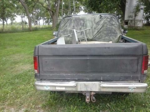 1984 Ford Bronco photo