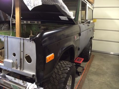 1988 Suzuki Samurai - still need to adjust the door