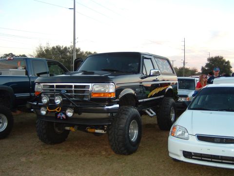 1983 Ford Bronco photo