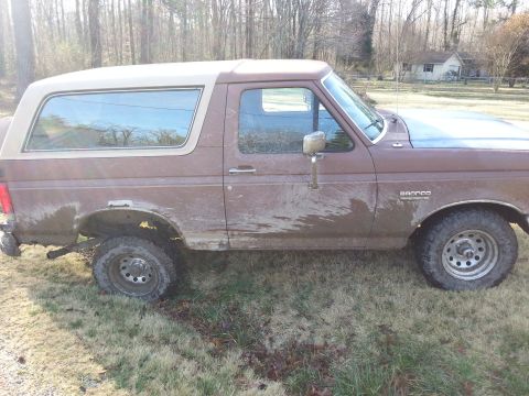 1991 Ford Bronco photo
