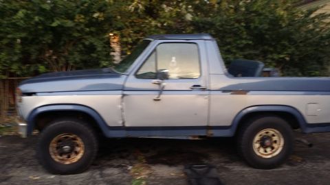 1983 Ford Bronco photo