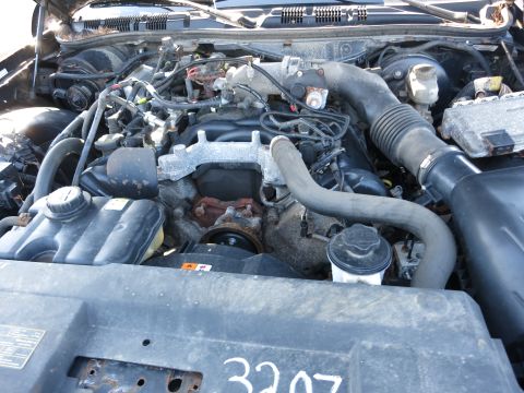 2001 Ford Crown Victoria - The engine bay of a 2001 Ford Crown Victoria, viewed from above.