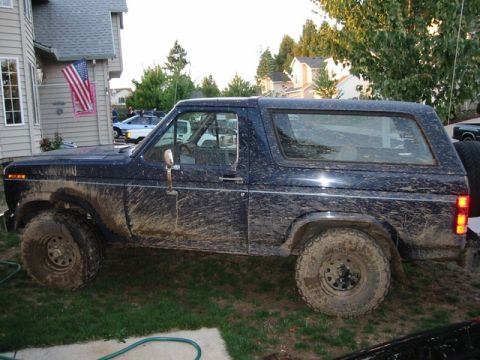 1985 Ford Bronco - Ahhh, mud = good.