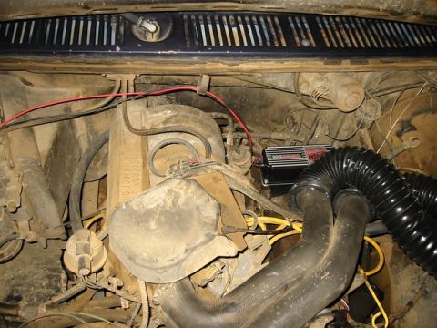 1985 Ford Bronco - 5.0 EFI. You can just see the MSD6 OffRoad here.