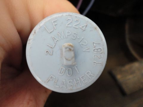 1978 Chevrolet C/K Pickup - Original Turn Signal Flasher (LF224: 2 lamp model)