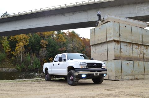 2006 Chevrolet Silverado 2500 - This 2006 Chevrolet Silverado 2500 pickup truck is seen parked outdoors near a body of water and a bridge.