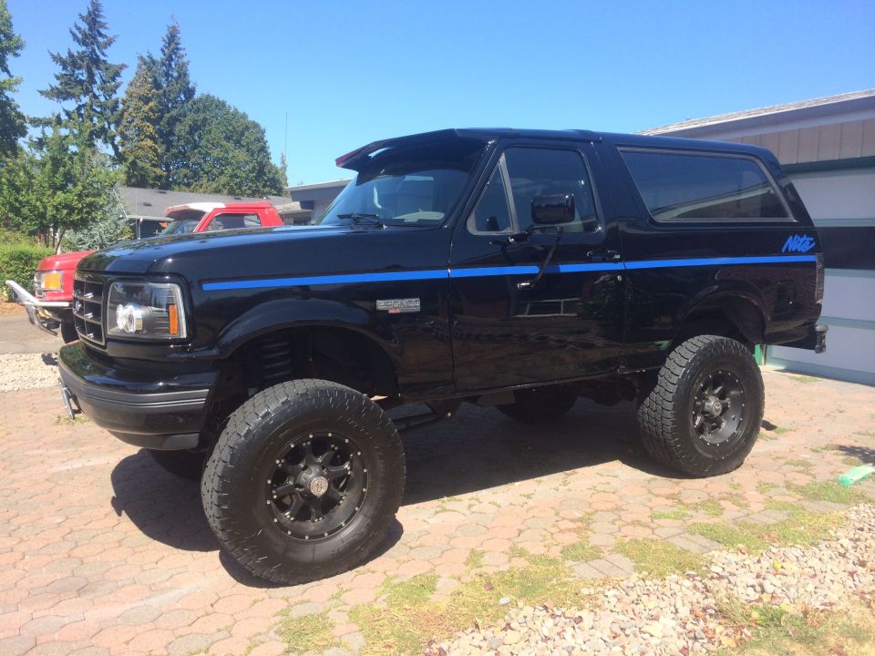 1992 Ford Bronco “The Dark Nite”