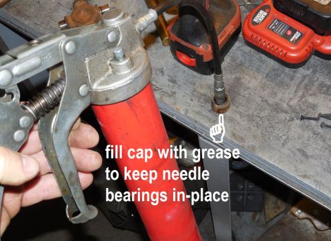 1983 Ford Bronco - Fill u-joint caps with grease to hold needle bearings in-place during assembly, or immediately after disassembly. [url=https://www.supermot…