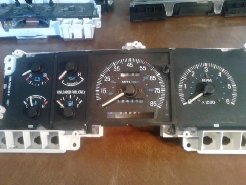1990 Ford F-250 - 87-91 (88 in this case) instrument cluster. it has the optional tachometer