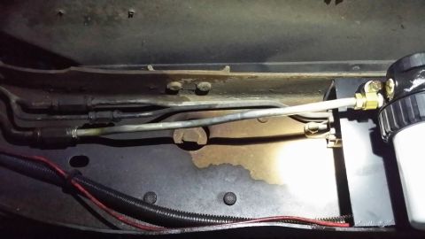 1994 GMC Suburban - Line in place. Heh, hehe, it's going to leak....