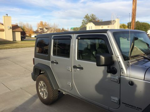 2014 Jeep Wrangler - 2014 JKU Rubicon Rugged Ridge Vent Visors PS