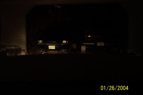 1991 Ford Crown Victoria LTD - Comparison of H4 and stock light from inside car