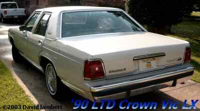1990 Ford LTD Crown Victoria photo