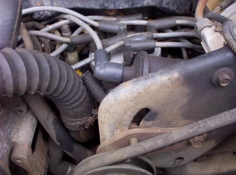 1985 Ford F-250 - Engine 12