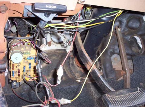 1985 Ford F-250 - Under Dash - Before