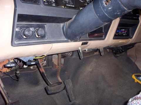 1985 Ford F-250 - Under Dash - After