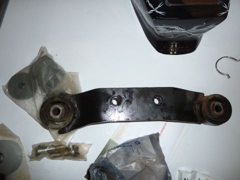 2007 Subaru Impreza - Differential mount (old)