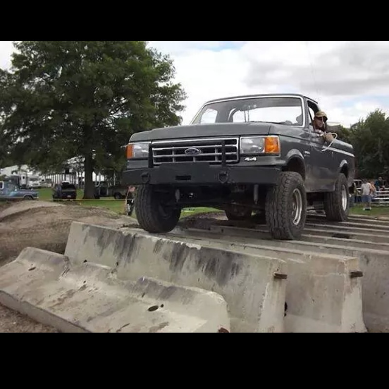 1988 Ford Bronco “JERV (Jeep Recovery Vehicle)”
