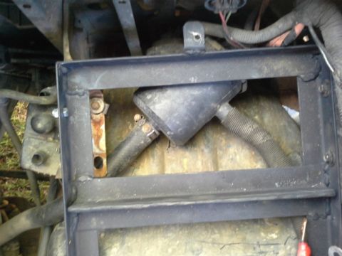 1993 Ford Bronco - I moved the emission stuff under the tray.