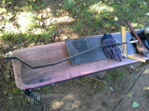 1993 Ford Bronco - I used a 1/8" x 1" flat bar that I bent to how I wanted my 1/4" plate to be. This was much easier to line out than A36 plate…