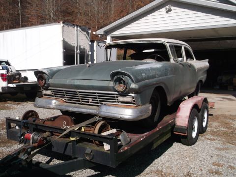 1957 Ford Custom Sedan photo