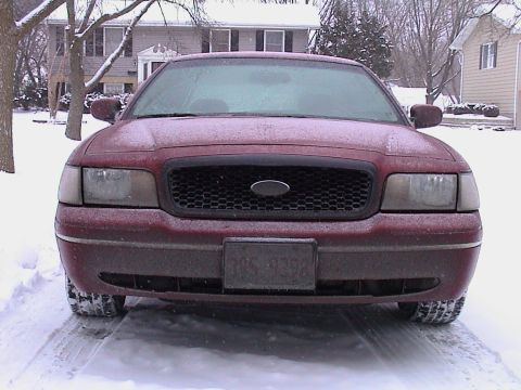 2000 Ford Crown Victoria - January 29, 2004 - 01