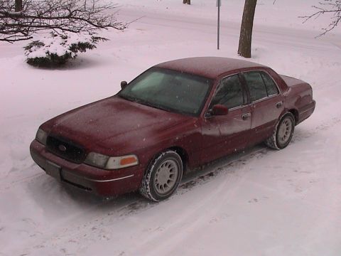 2000 Ford Crown Victoria - January 29, 2004 - 02