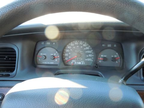 2001 Ford Crown Victoria