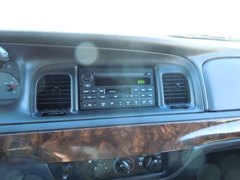 2001 Ford Crown Victoria
