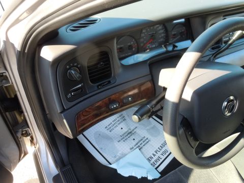 2001 Ford Crown Victoria