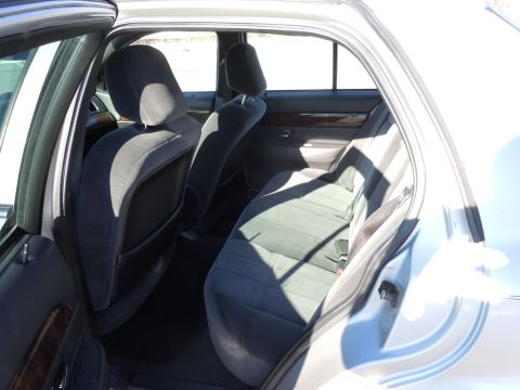 2001 Ford Crown Victoria