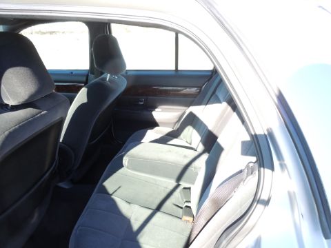 2001 Ford Crown Victoria