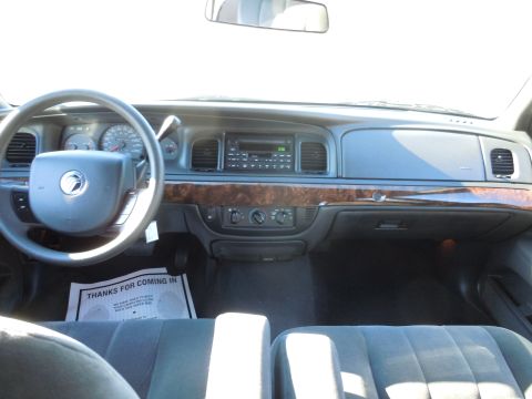 2001 Ford Crown Victoria