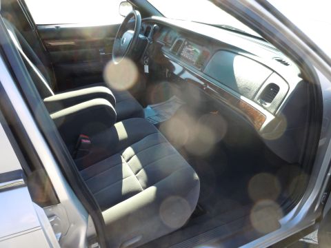 2001 Ford Crown Victoria