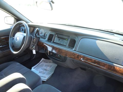 2001 Ford Crown Victoria