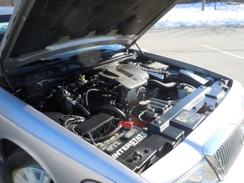 2001 Ford Crown Victoria