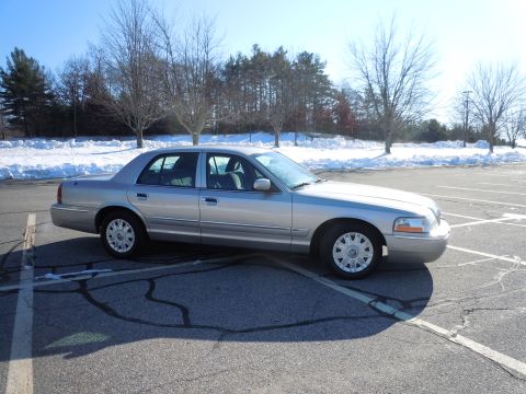 2001 Ford Crown Victoria